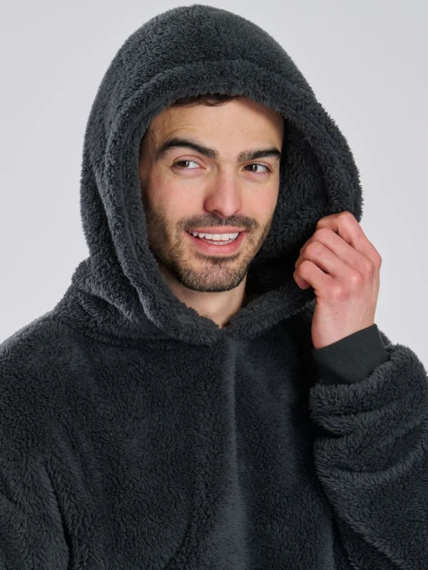 Black velvet hoodie | ZARA